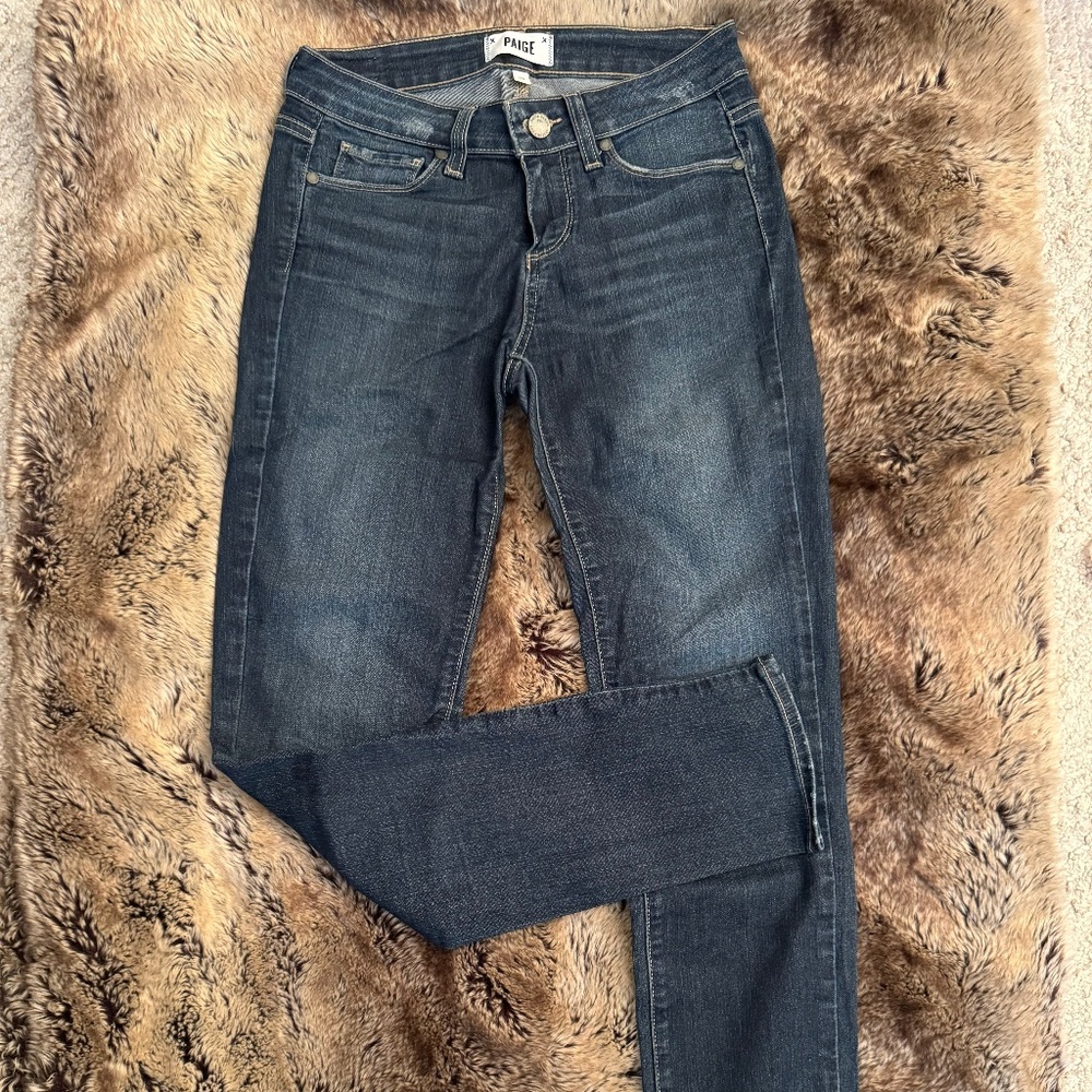 Paige Skyline Ankle Peg Jeans 26